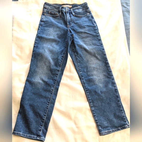 Athleta Sculptek Slim Lapis Wash Crop Jeans - Picture 3 of 8